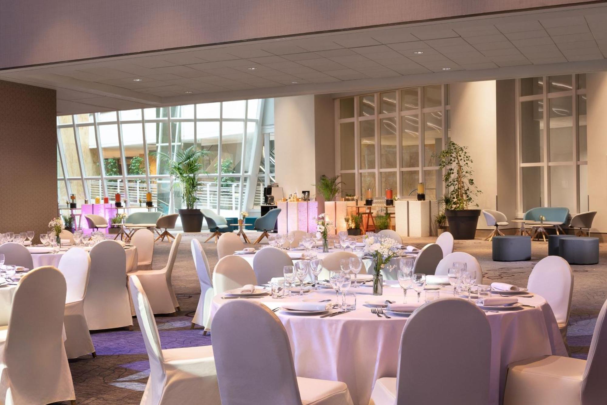 Paris Marriott Rive Gauche Hotel & Conference Center Exterior photo